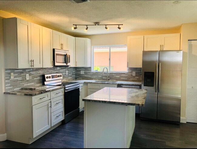 Foto del edificio - 7243 Coppitt Key St