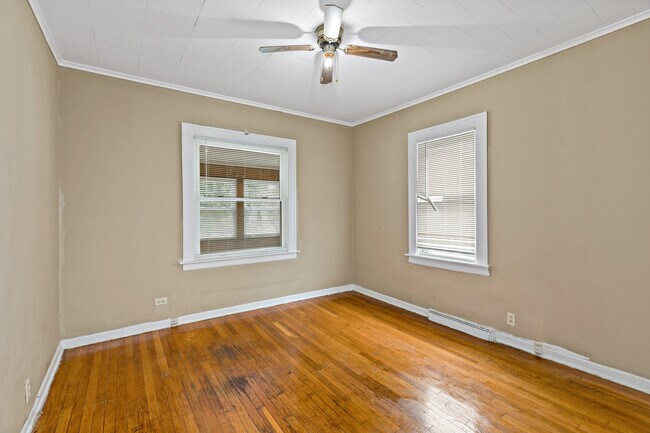 Foto del edificio - 36 157th St