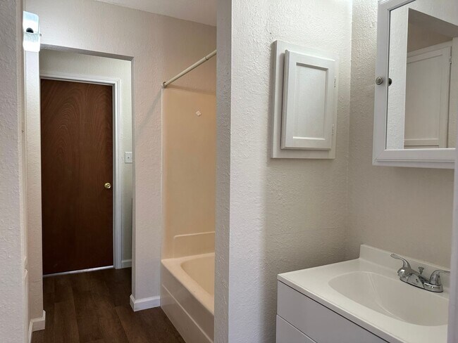 Foto del edificio - Ready for move in
