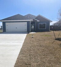 Building Photo - 1350 Wyatt St