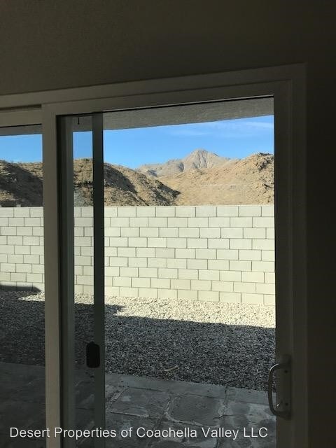 Building Photo - 37107 Bankside Dr