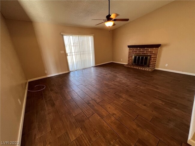 Building Photo - 4404 Aladdin Ln
