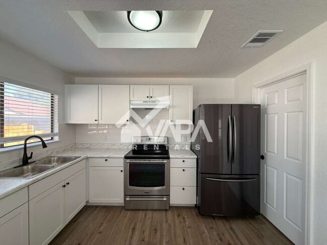 Building Photo - 7916 Pepper Trail