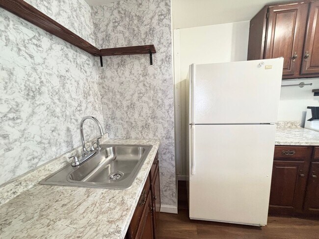 Foto del edificio - For Rent! 3 Bedroom 1 Bath House