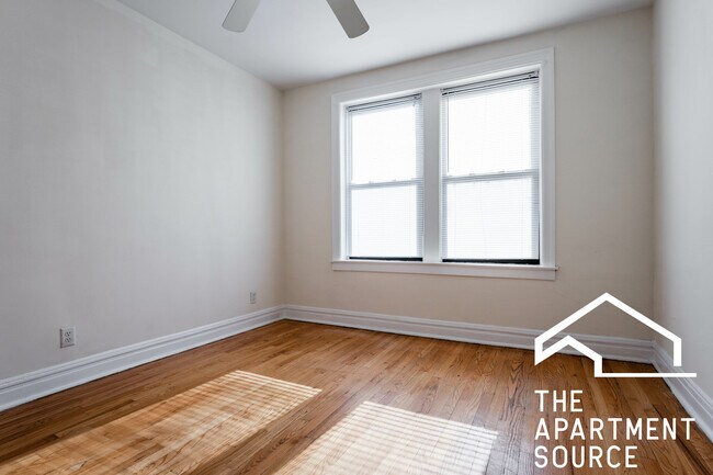 Foto del edificio - 1953 W Winnemac Ave