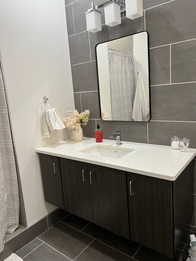 Foto del interior - District West Lofts on Elmwood:  Luxury Apartments in the heart of the Elmwood District