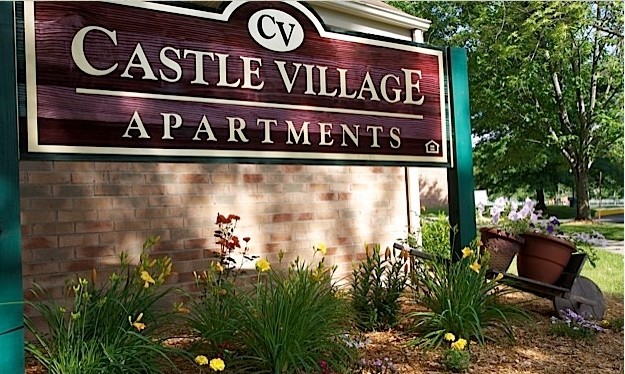 Primary Photo - Castle Village