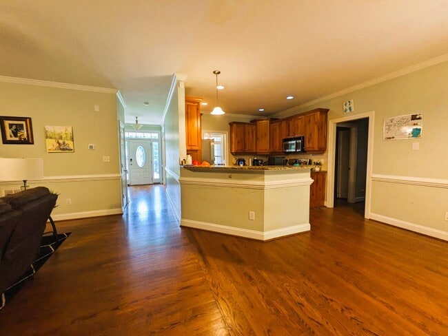 Building Photo - 2021 Terri Creek Dr