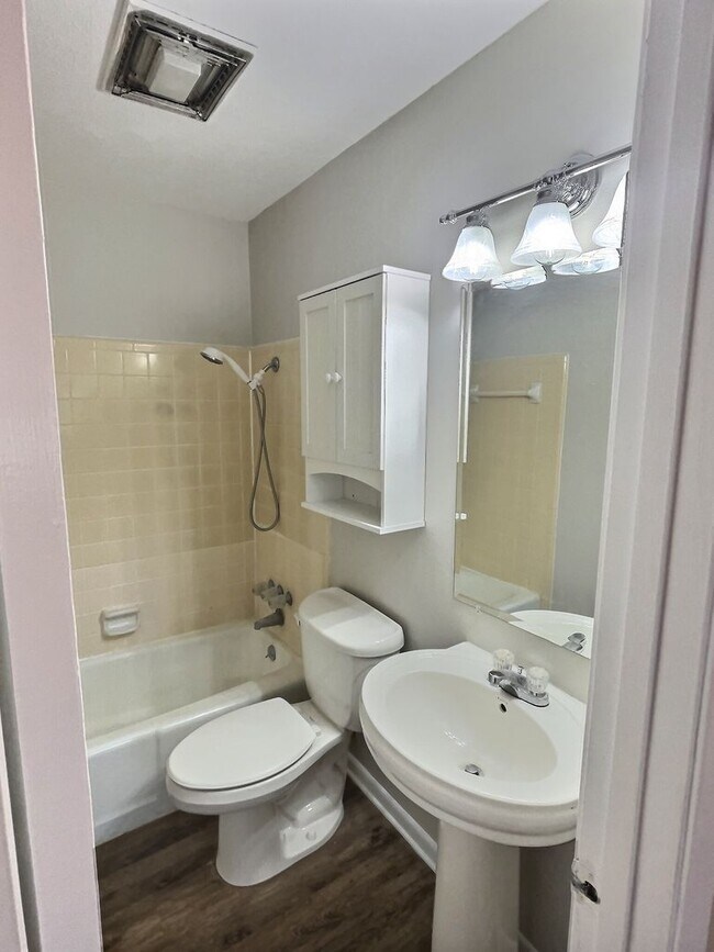 Foto del edificio - Newly Remodeled 3-Bedroom Home in Ocean Sp...