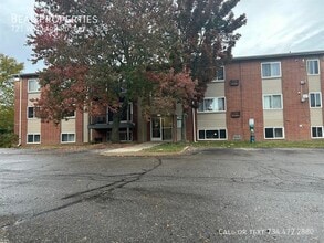 Building Photo - 721 W Clark Rd
