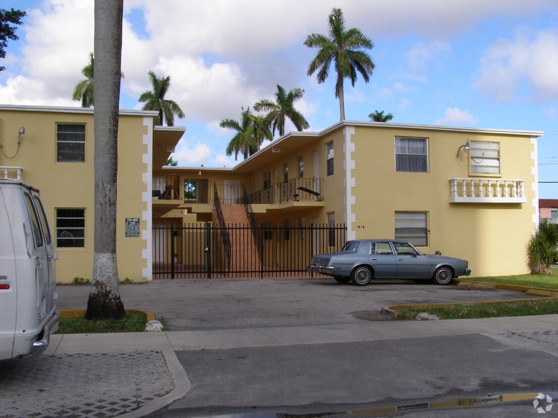 Building Photo - 1878 NW 15th Ave