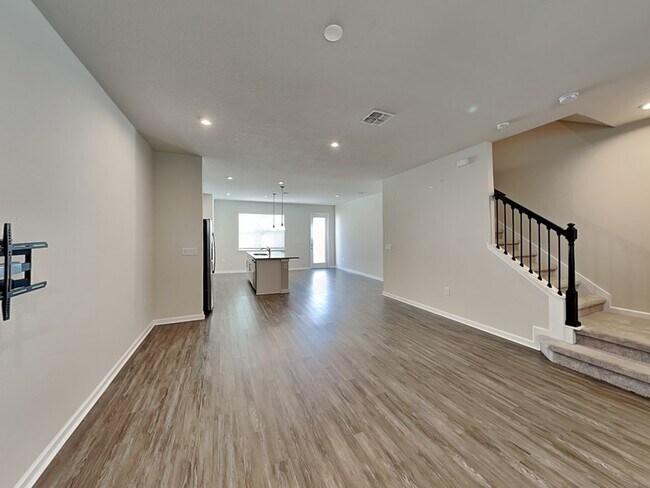 Foto del edificio - 6165 Juneberry Wy