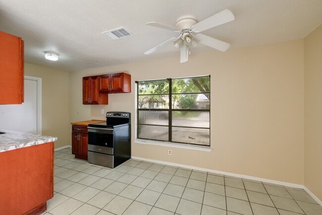 Photo - 9726 Hidden Cross House