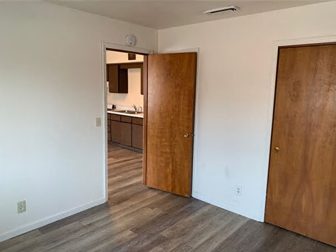 Foto del edificio - 121 Southview Dr