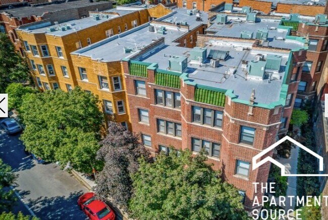 Foto del edificio - 626 W Roscoe St