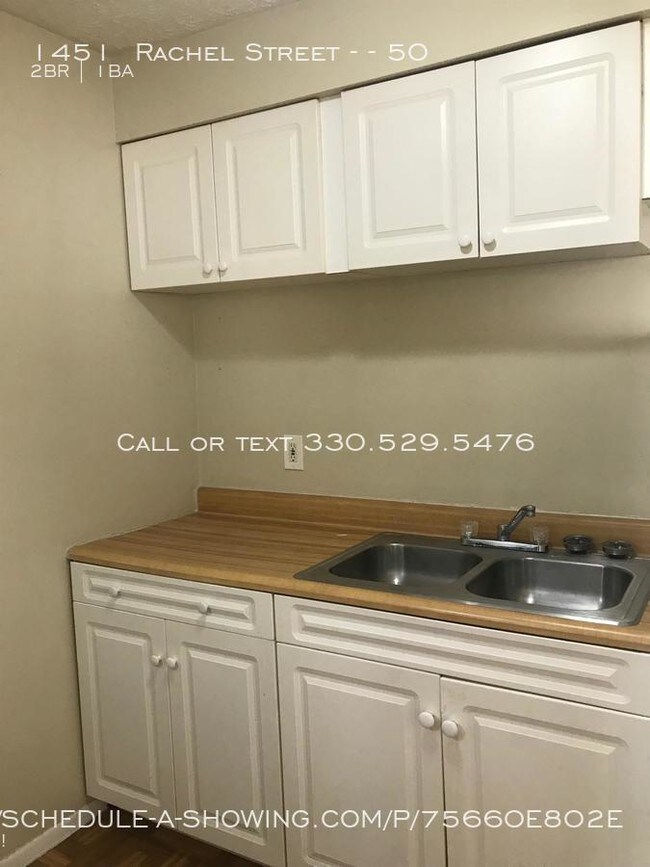 Foto del edificio - 1451 Rachel St NW