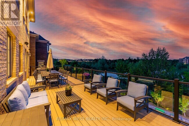 Photo du bâtiment - 175 Woodgate Pines Dr