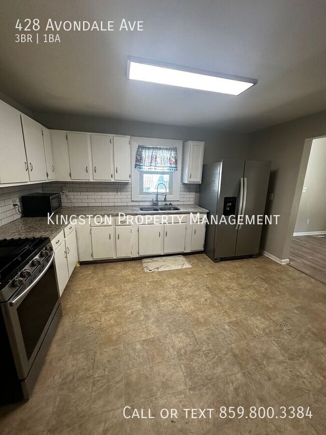 Building Photo - Gorgeous 3 Bedroom House Now Available! 1/...