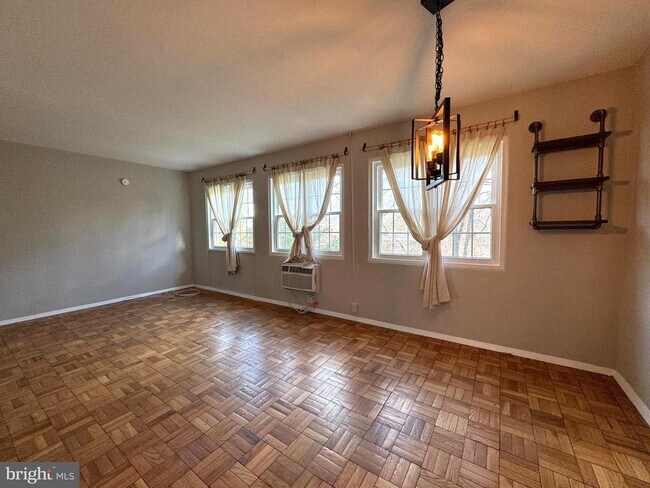 Foto del edificio - 1726 Preston Rd