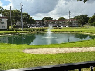 Building Photo - 8970 S Hollybrook Blvd