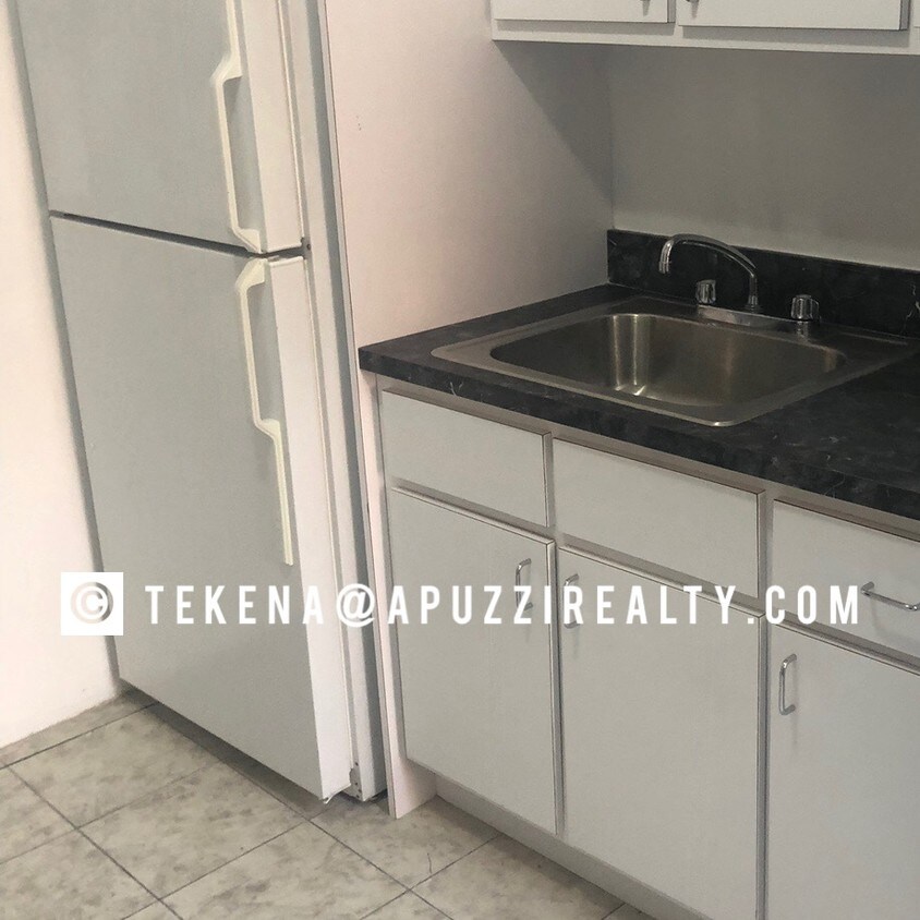 Foto principal - 30 Seaman Ave