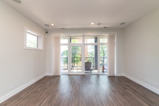 Foto del edificio - 1420 W Chestnut St