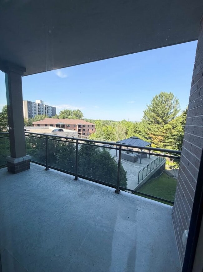 Photo du bâtiment - 1310 Nesbitt Dr