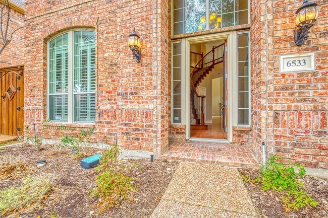 Foto del edificio - 6533 Riveredge Dr