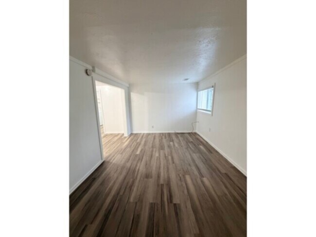 Foto del edificio - 4769 W Ellsworth Ave