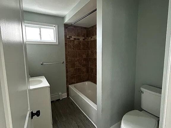 Building Photo - 45 Fuller Ave