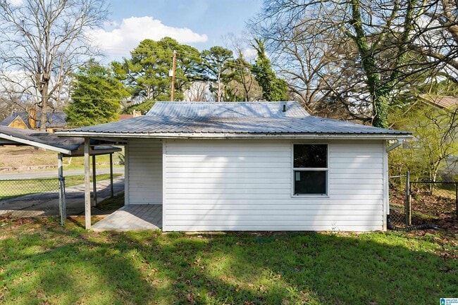 Foto del edificio - 1344 Pratt Hwy