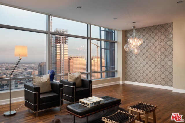 Foto del edificio - 900 W Olympic Blvd