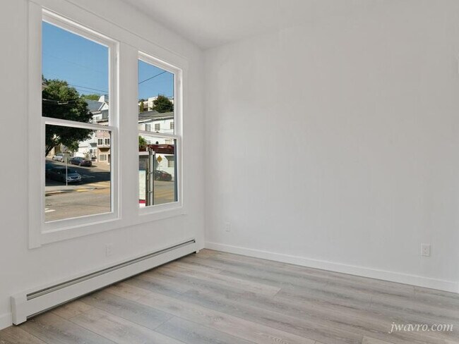 Building Photo - 1601 Noe St