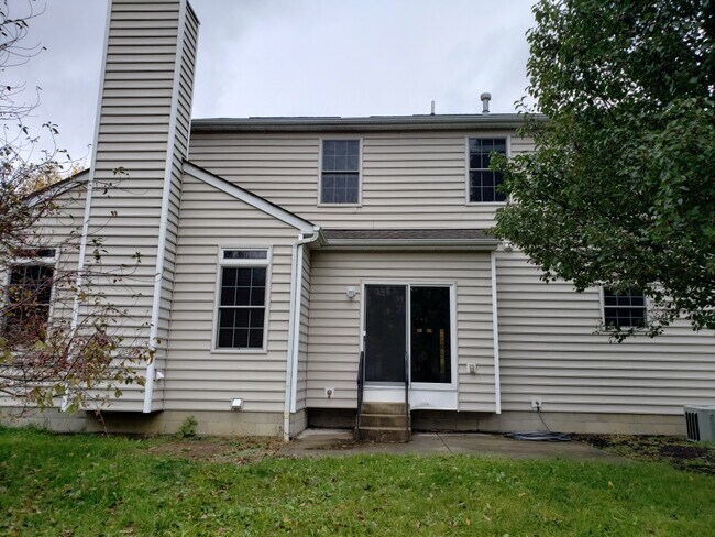 Foto del edificio - 7322 Lavender Ln