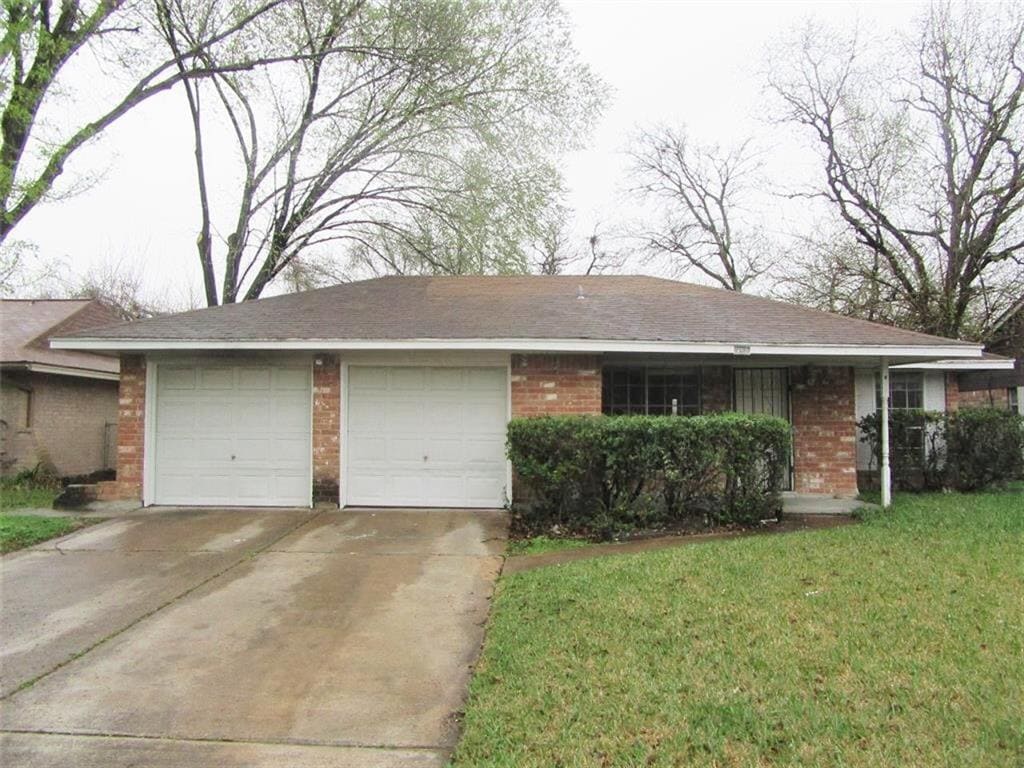 2142 Rainy River Dr, Houston, TX 77088 House for Rent in Houston, TX