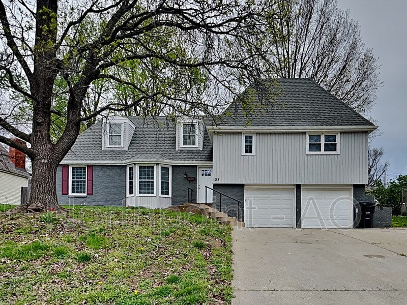 Primary Photo - 103 Hillcrest Rd