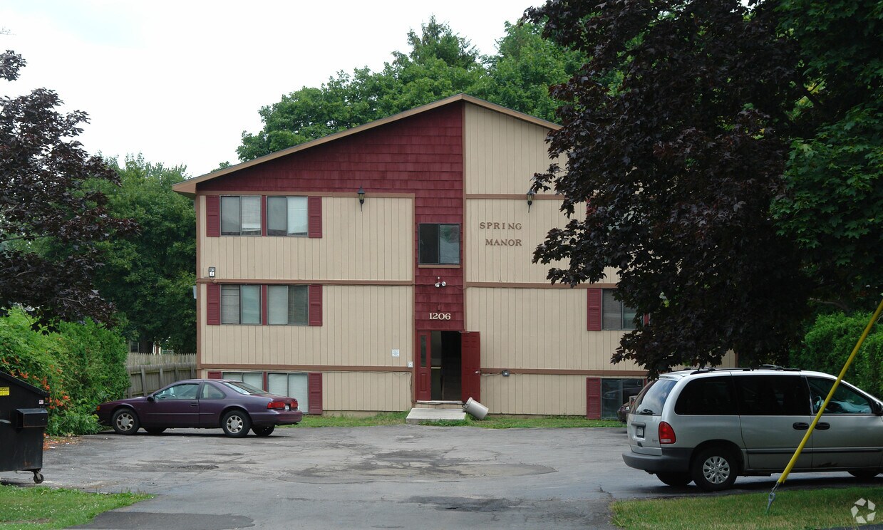 Foto principal - 1206 Spring St