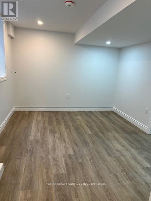 Building Photo - 920 Tartan Ct