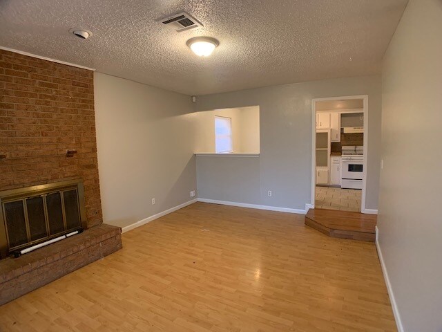 Foto del edificio - 3204 SE 55th St