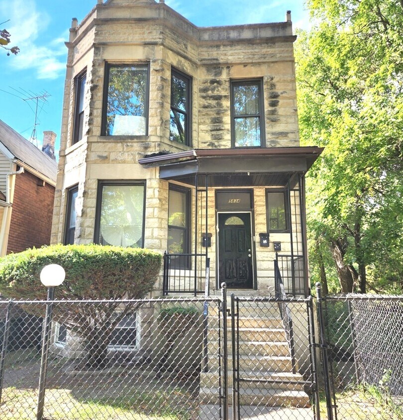 5834 S St, Chicago, IL 60621 House Rental in Chicago, IL