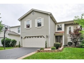 Building Photo - 1661 Estate Cir