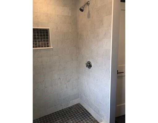 Foto del edificio - 165 W Squantum St