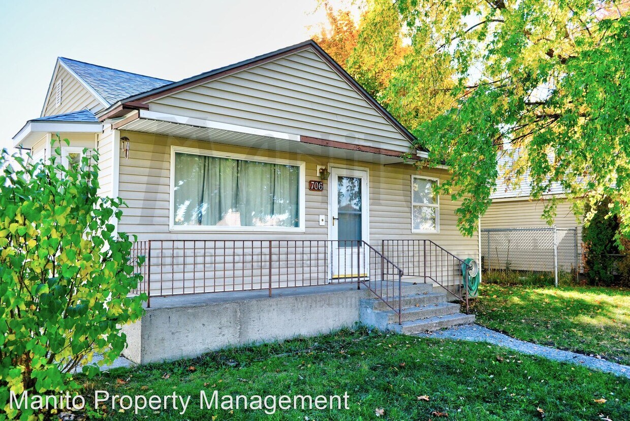 Primary Photo - 3 br, 1 bath House - 706 E Rowan Avenue
