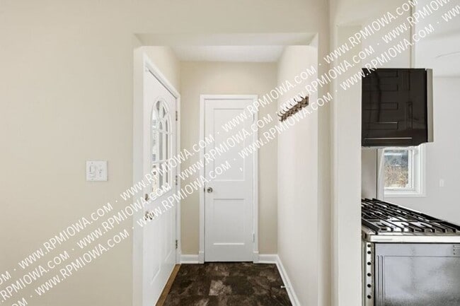 Foto del edificio - 1050 57th St