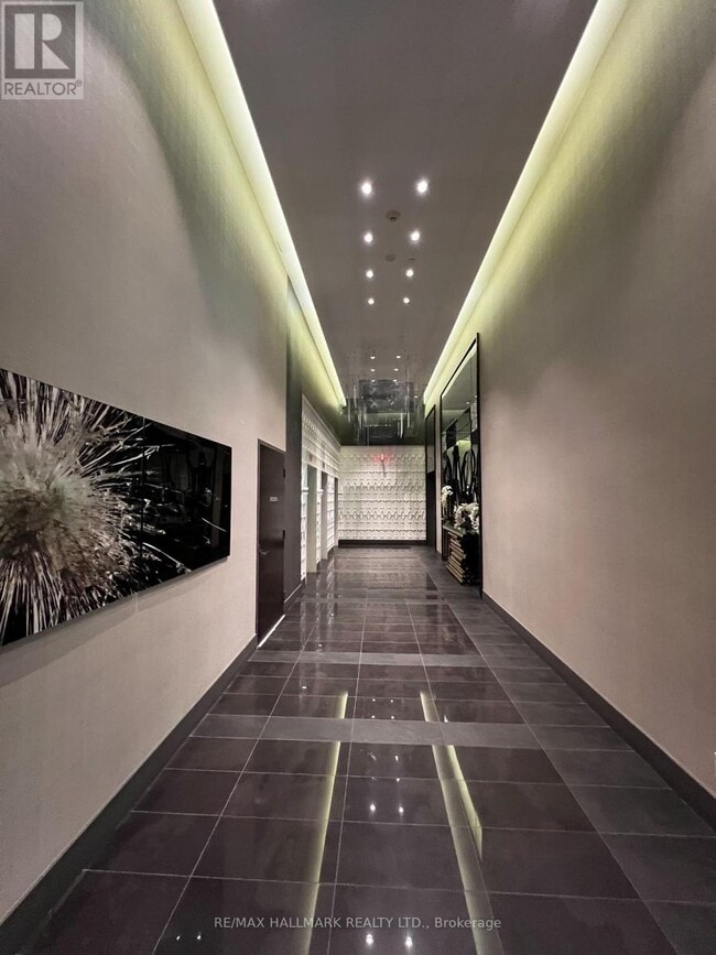 Photo du bâtiment - 32 Davenport Rd