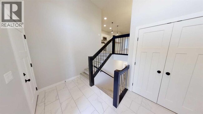 Building Photo - 10510-10131 131 Ave