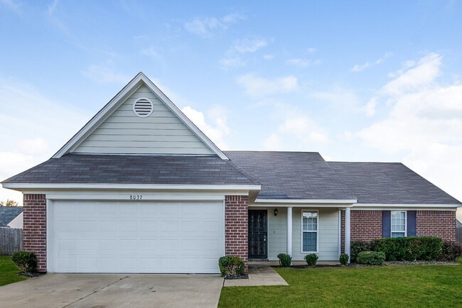 Building Photo - 8037 Green Valley Cove
