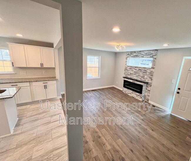 Foto del edificio - 713 Massey Ave