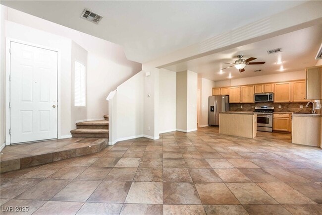 Building Photo - 4663 San Vito St