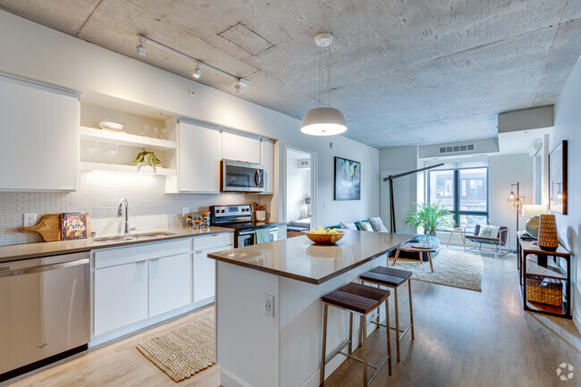 2HAB, 1BA - Cocina y sala de estar - HQ Apartments